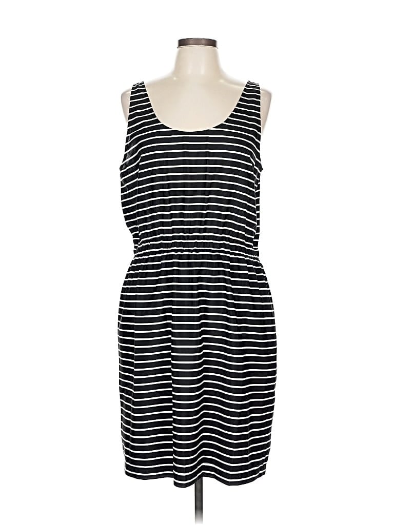 Pre-owned Ann Taylor Loft Casual Dress In Black