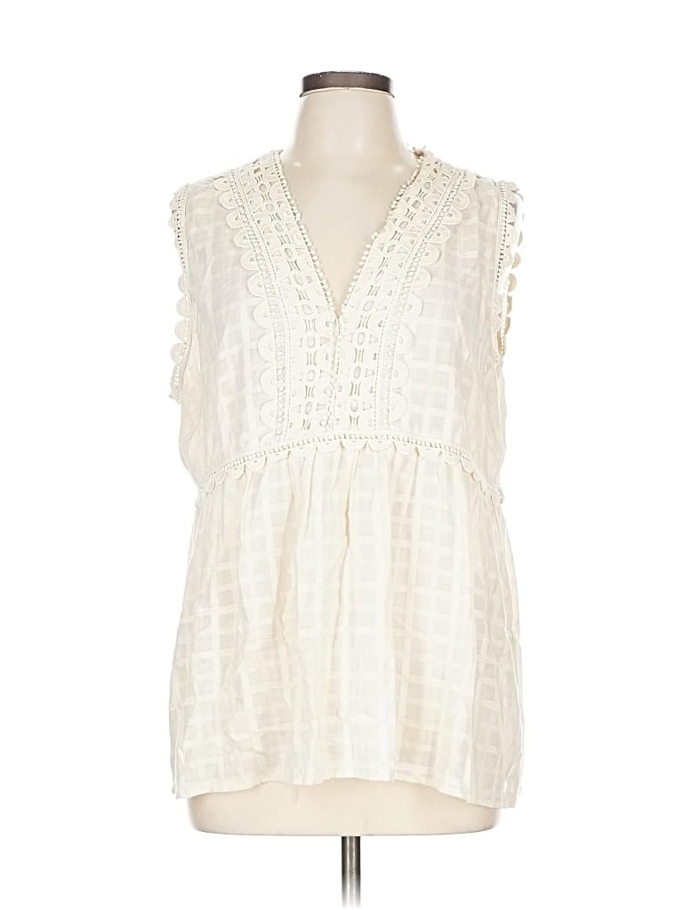 Pre-owned Max Studio Sleeveless Blouse In White