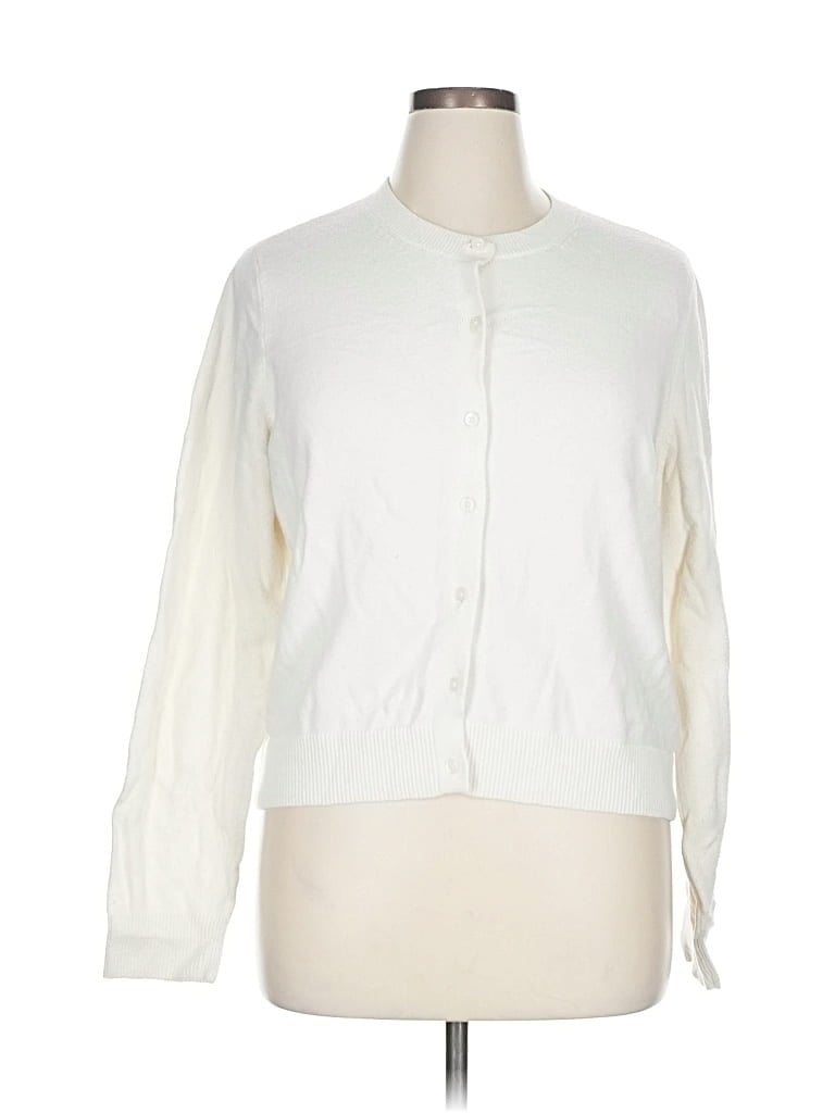 Pre-owned Old Navy Cardigan Sweater In White
