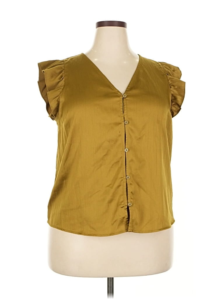Pre-owned Nine West Sleeveless Blouse In Gold