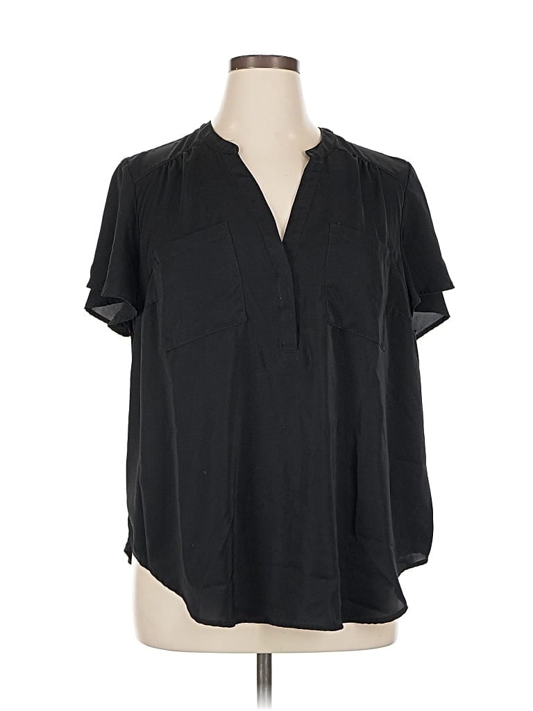 Pre-owned Torrid Short Sleeve Blouse In Black