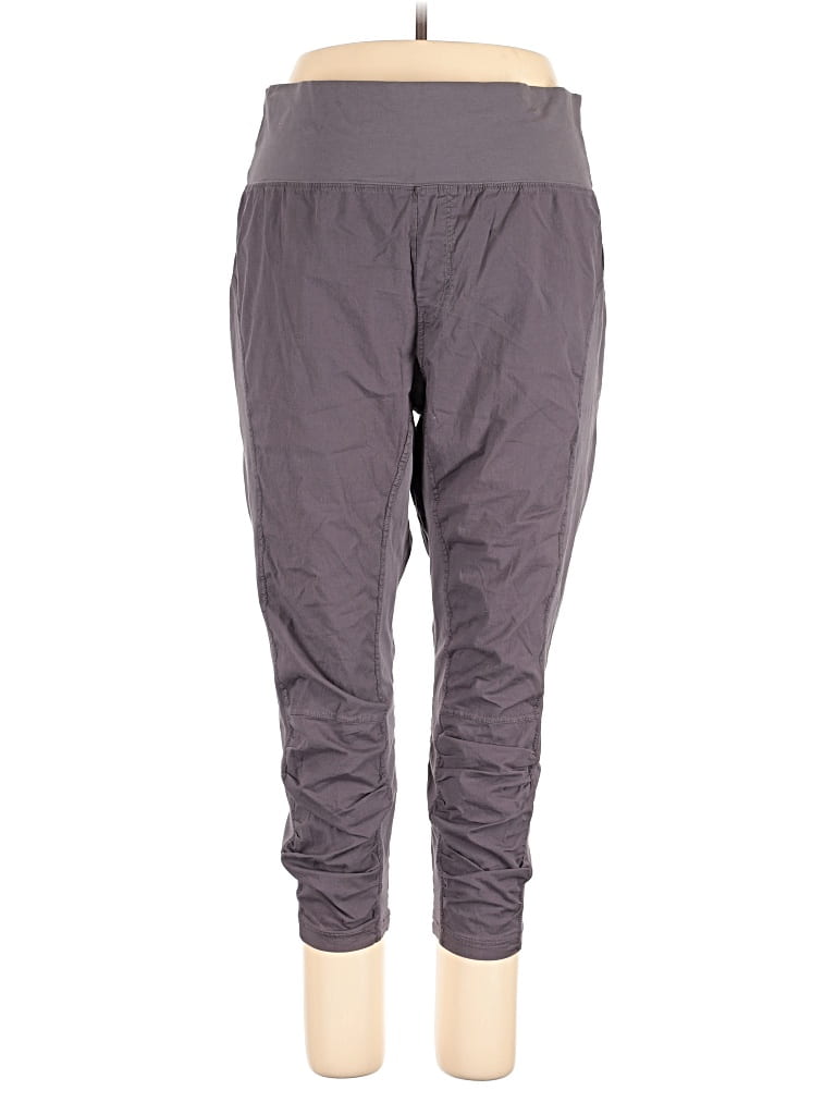 Pre-owned Wearables Active Pants In Gray