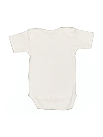 Laughing Giraffe Short Sleeve Onesie (view 2)