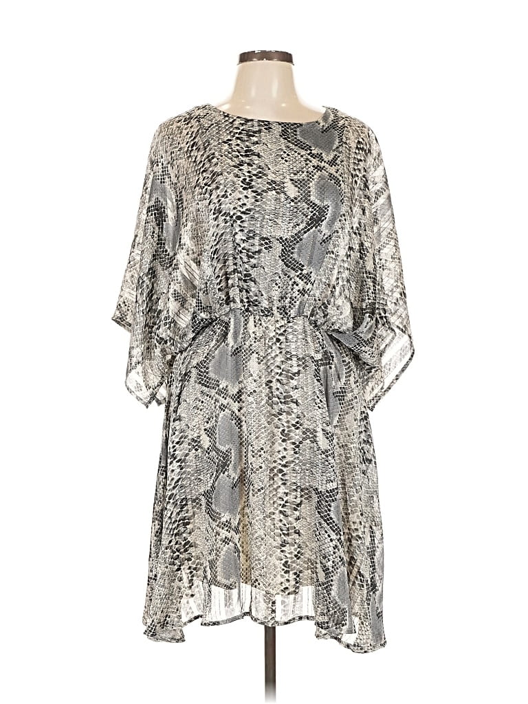 Pre-owned She + Sky Cocktail Dress In Gray