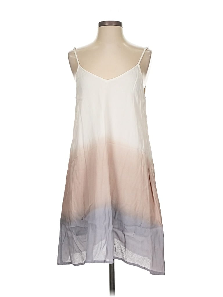 Pre-owned Lovers & Friends Casual Dress In White