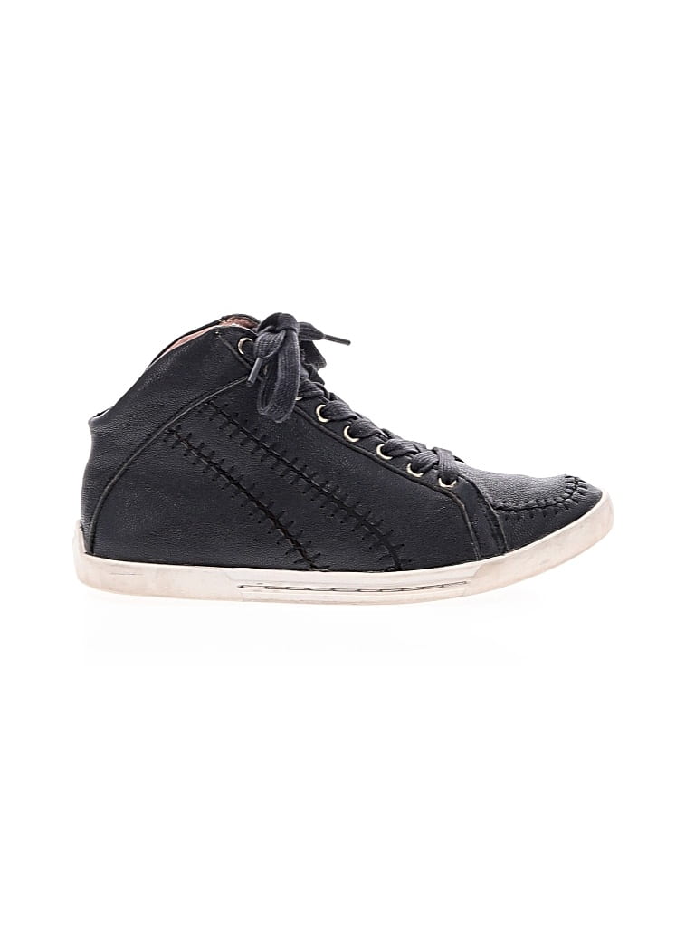 Pre-owned Joie Sneakers In Black