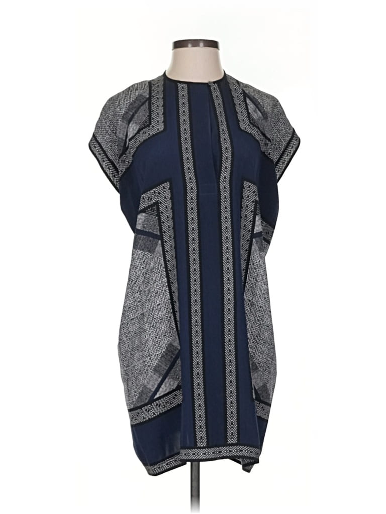 Pre-owned Vince Casual Dress In Gray