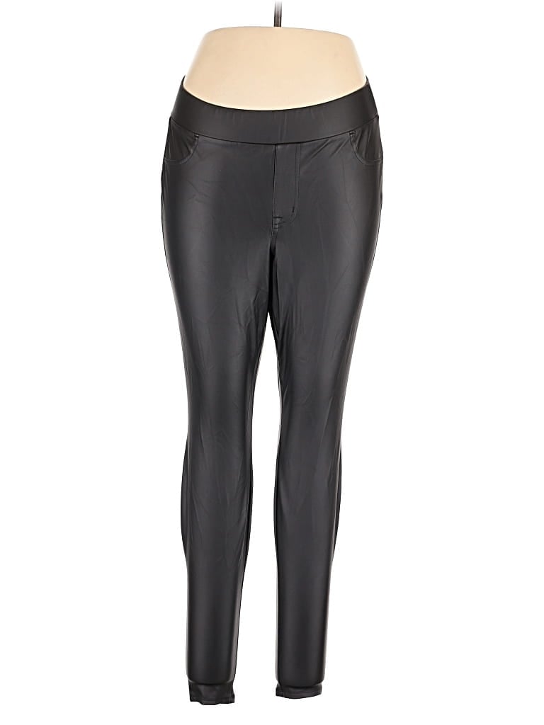 Pre-owned Torrid Active Pants In Black