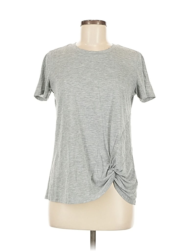Pre-owned Active By Old Navy Short Sleeve T-shirt In Silver