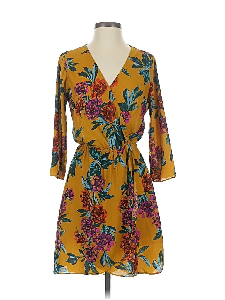 Pre-owned Akira Chicago Black Label Casual Dress In Yellow