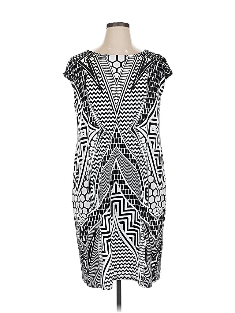 Pre-owned Chico's Casual Dress In Black