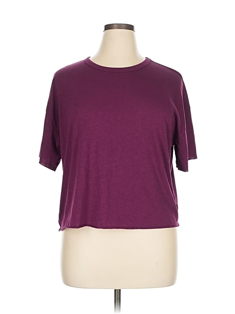 Pre-owned Sofia Jeans By Sofia Vergara Short Sleeve T-shirt In Burgundy