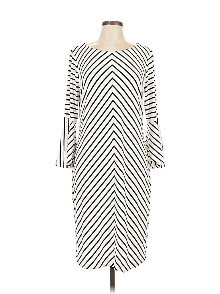 Pre-owned Chico's Casual Dress In White