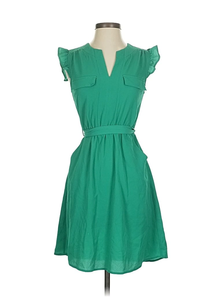 Pre-owned Monteau Casual Dress In Green
