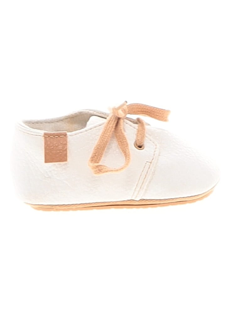 Pre-owned Unbranded Kids' Sneakers In White