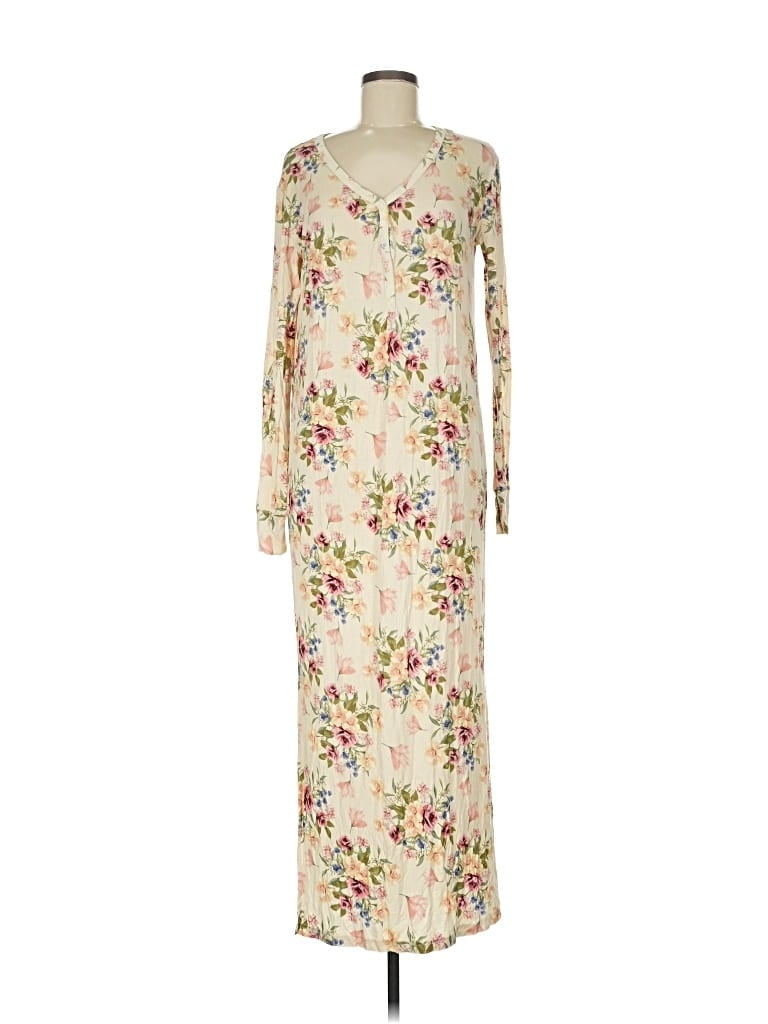 Pre-owned Posh Peanut Casual Dress In White