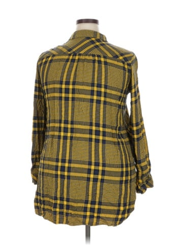 Splash 3/4 Sleeve Button-Down Shirt (view 2)