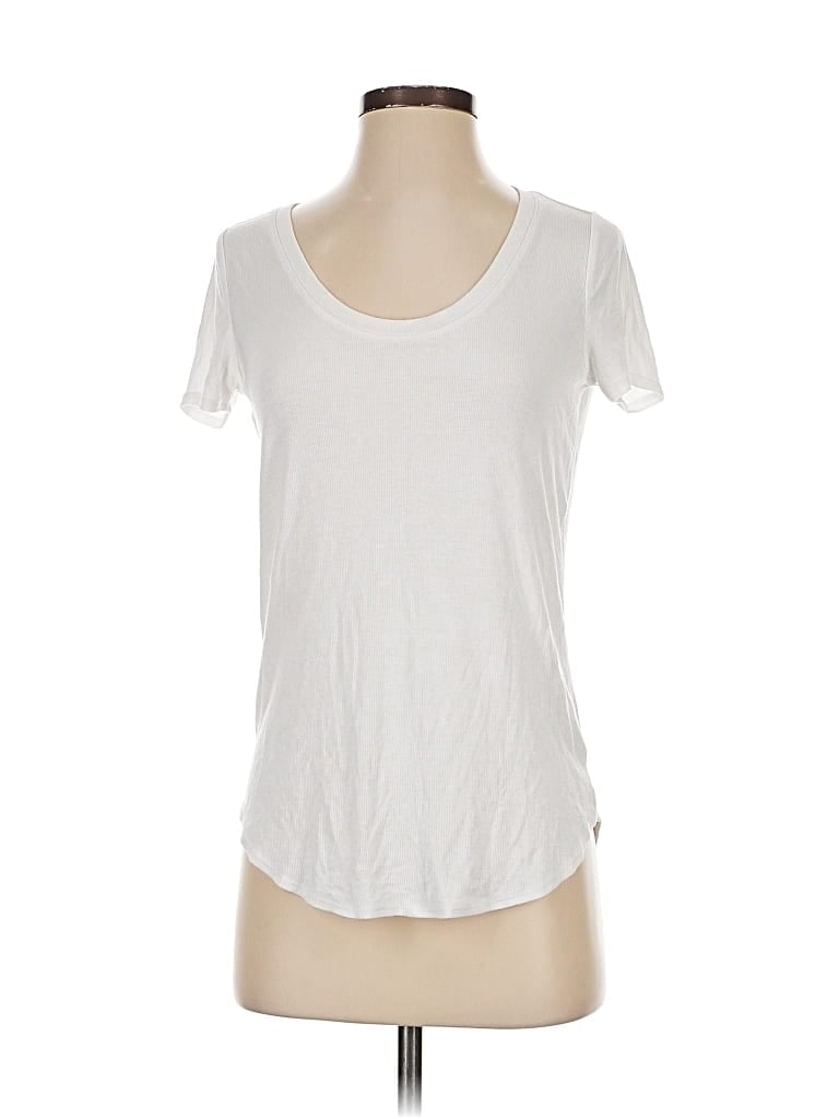 Pre-owned Athleta Short Sleeve T-shirt In White