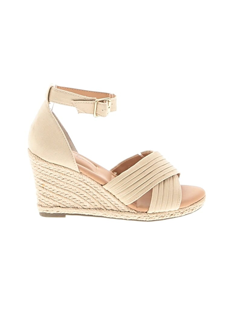 Pre-owned Me Too Wedges In Brown