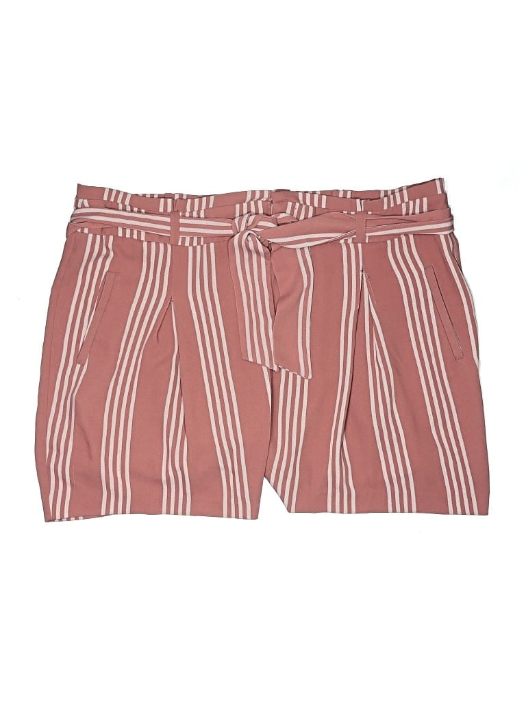 Pre-owned Torrid Shorts In Red