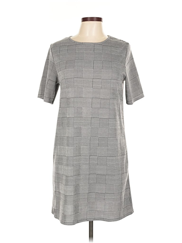Pre-owned Boohoo Casual Dress In Gray