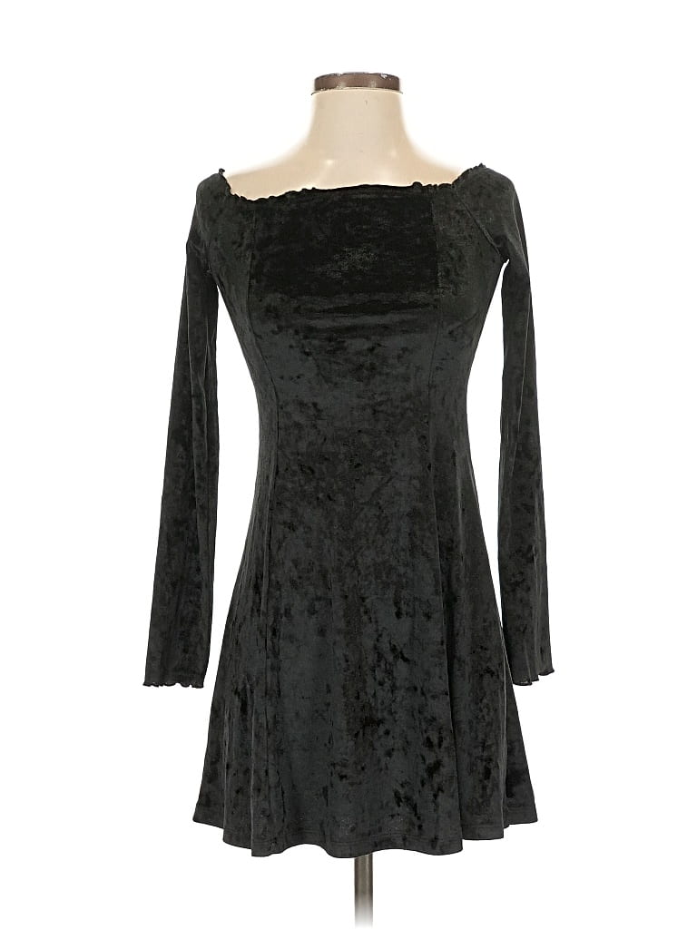 Pre-owned Hollister Cocktail Dress In Black