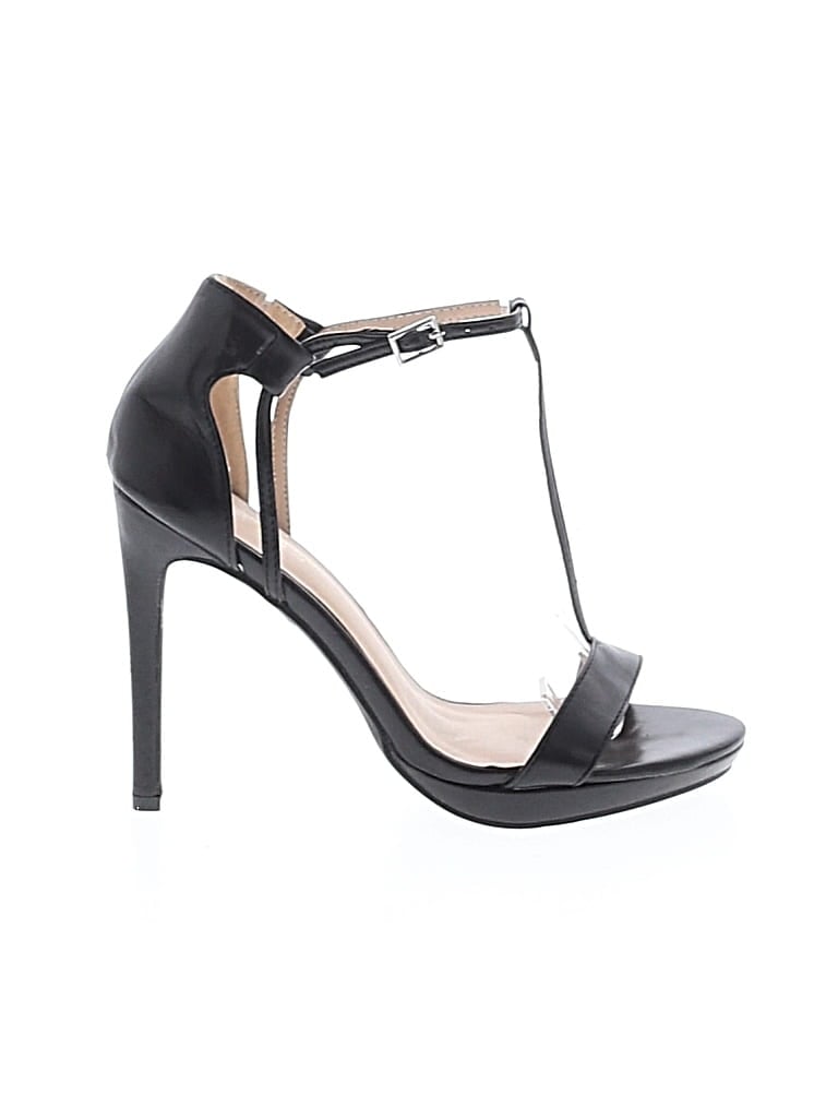 Pre-owned Venus Heels In Black