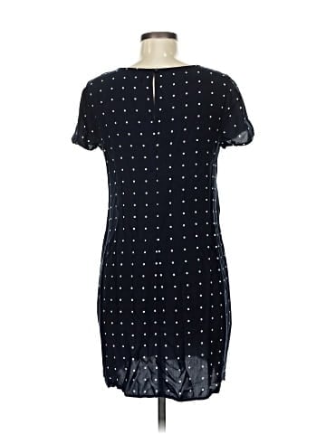 Old Navy Casual Dress (view 2)