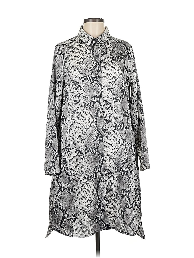 Pre-owned Davi & Dani Casual Dress In Silver