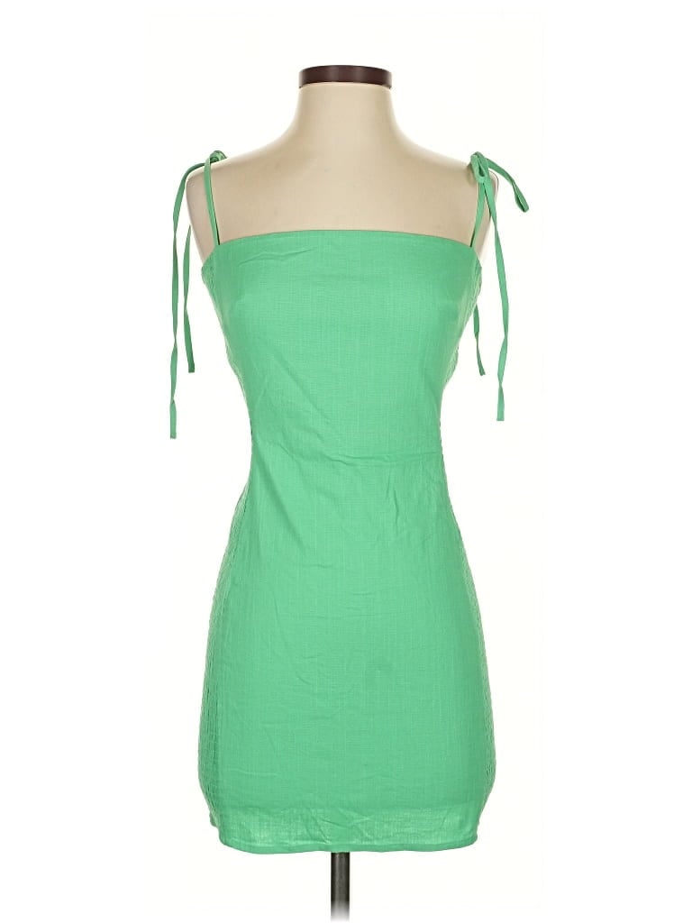 Pre-owned Astr Cocktail Dress In Green
