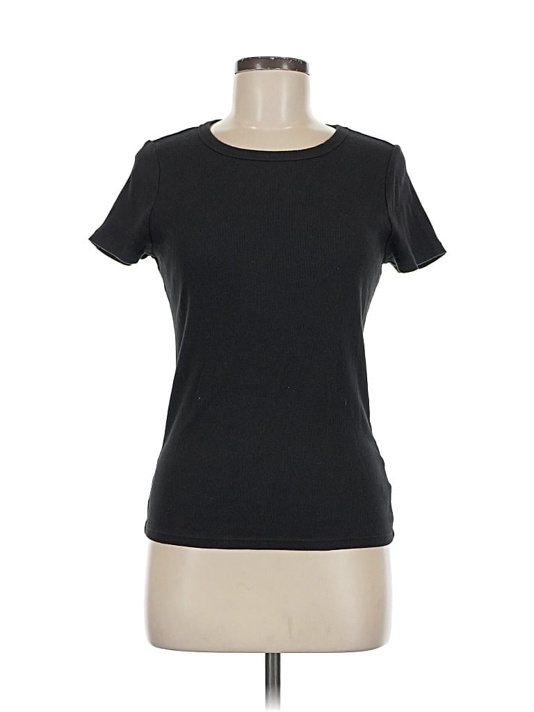 Pre-owned Time And Tru Short Sleeve T-shirt In Black