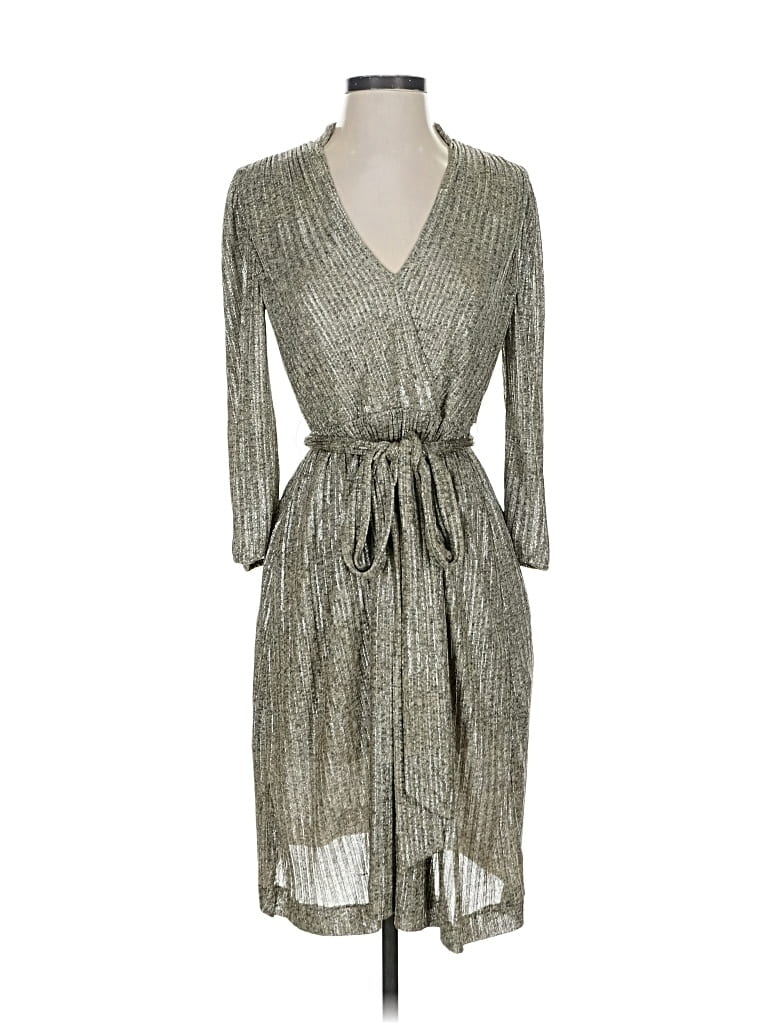 Pre-owned Alice And Olivia Alice + Olivia Cocktail Dress In Silver