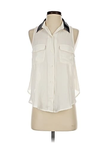 Astr Sleeveless Blouse (view 1)
