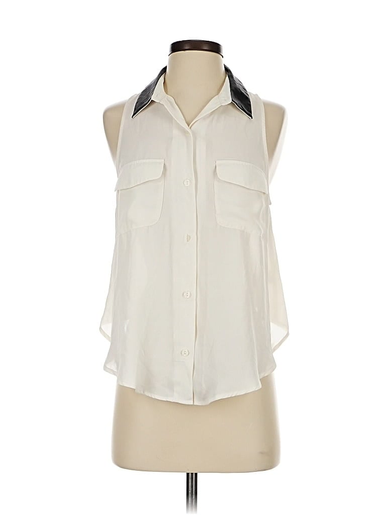 Pre-owned Astr Sleeveless Blouse In White