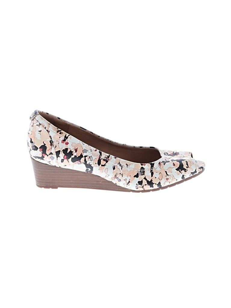 Pre-owned Clarks Wedges In Brown