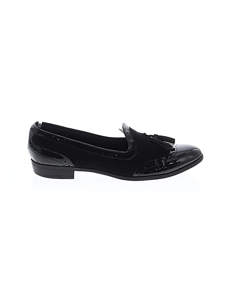 Pre-owned Unisa Flats In Black