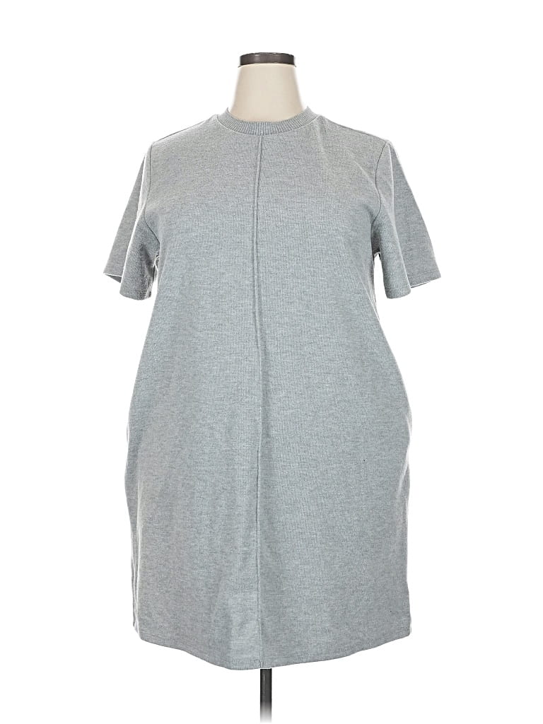 Pre-owned Steve Madden Casual Dress In Gray
