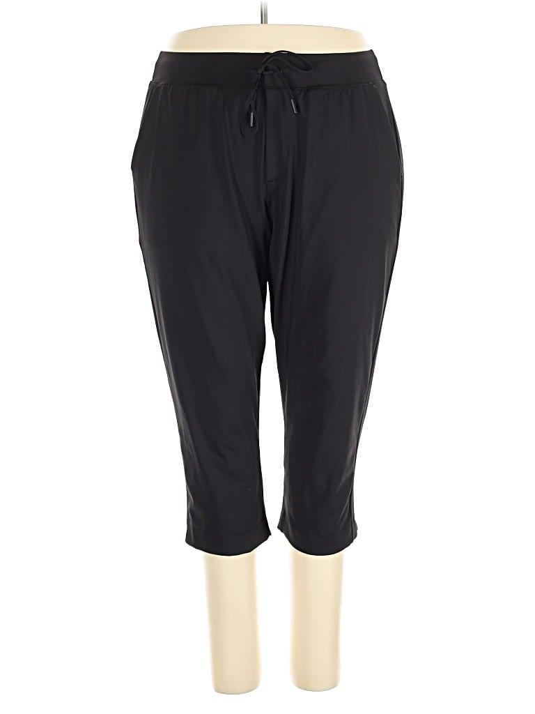 Pre-owned Livi Active Pants In Black