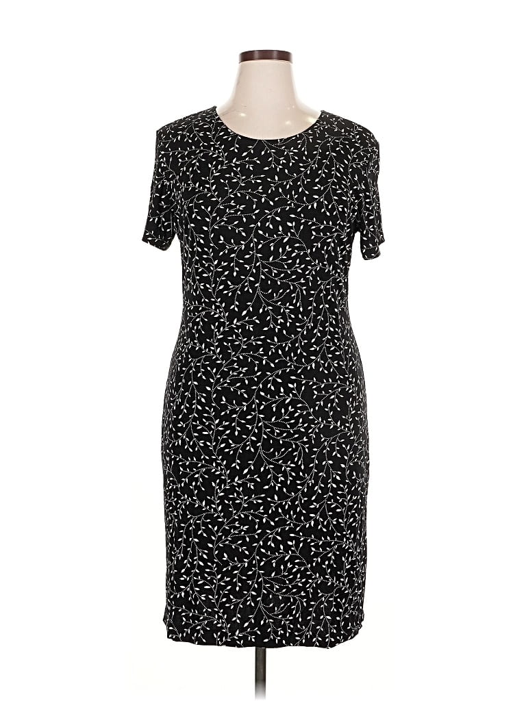 Pre-owned T & Company Casual Dress In Black