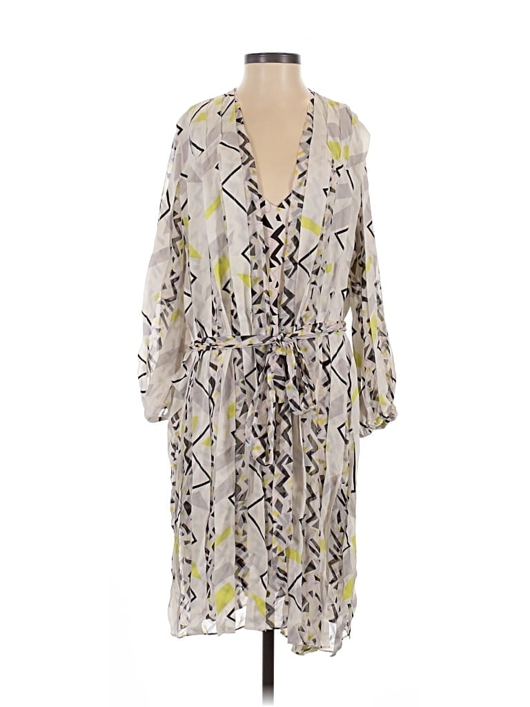 Pre-owned Diane Von Furstenberg Casual Dress In White