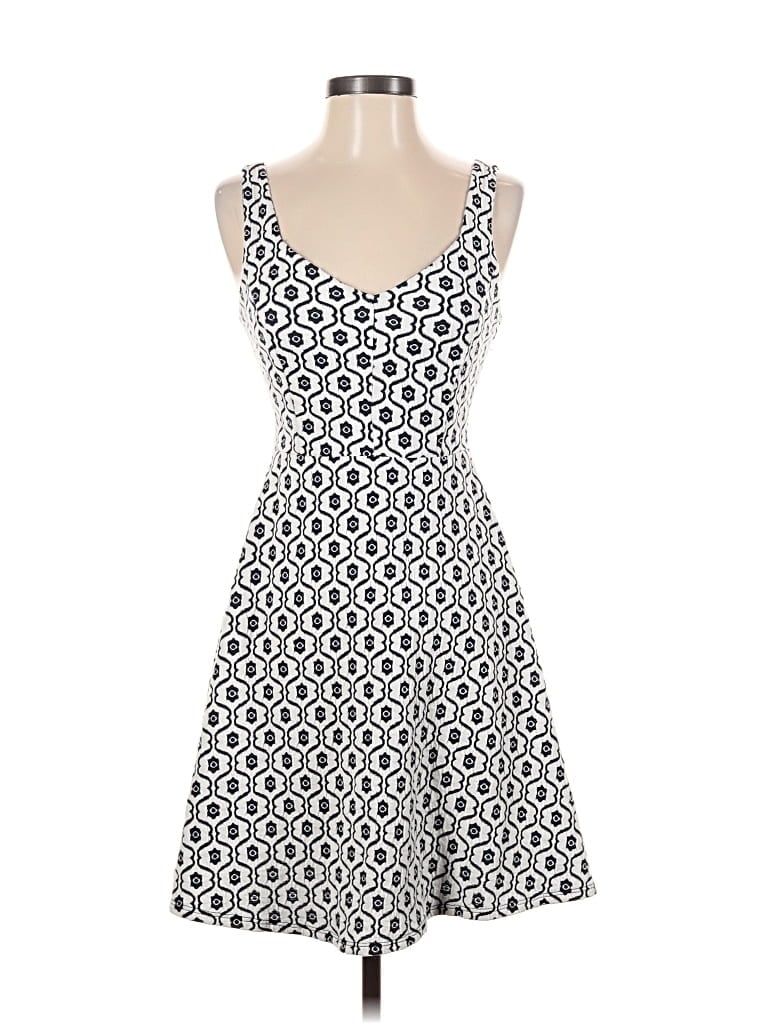 Pre-owned Altar'd State Casual Dress In White