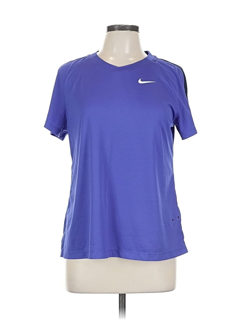 Pre-owned Nike Active T-shirt In Purple