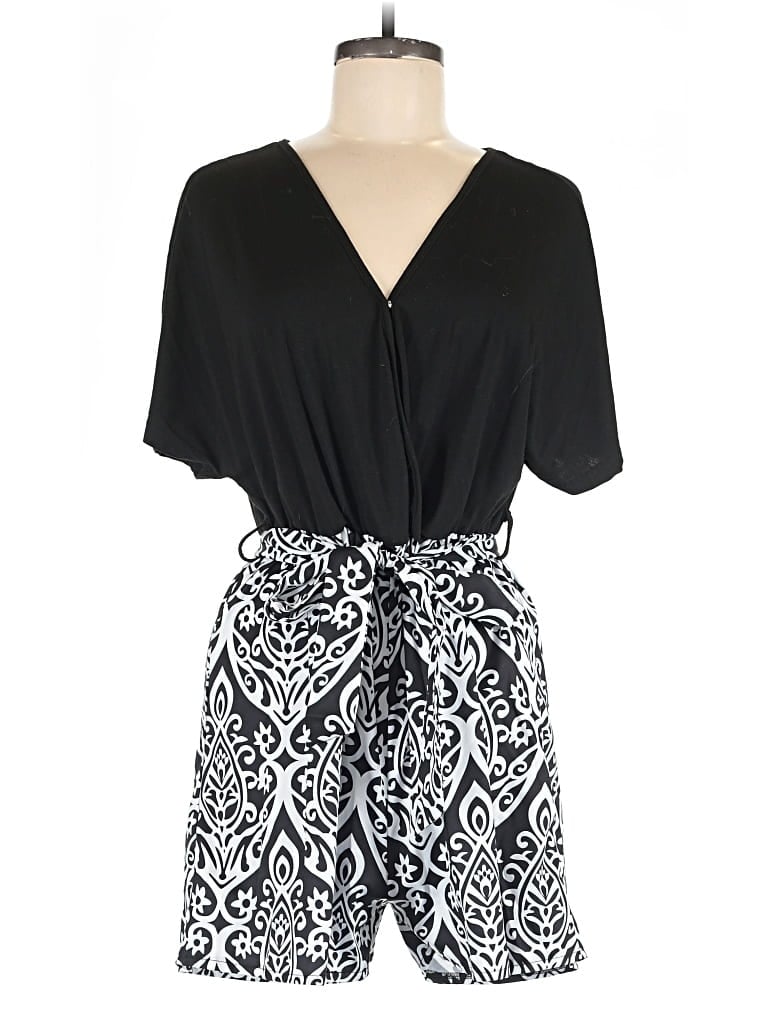 Pre-owned Emery Rose Romper In Black