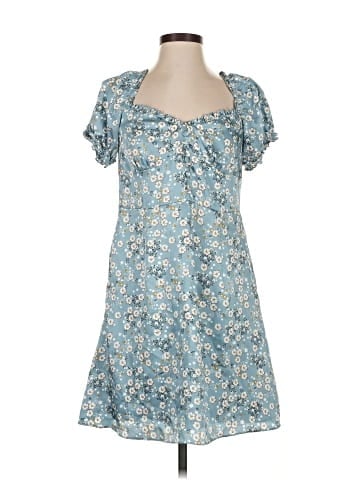 Petite Studio New York Casual Dress (view 1)