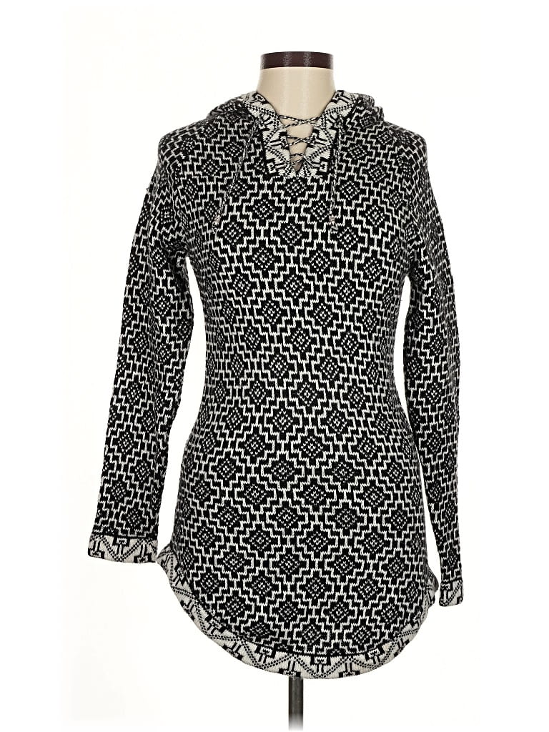 Pre-owned Artesania Pullover Sweater In Black