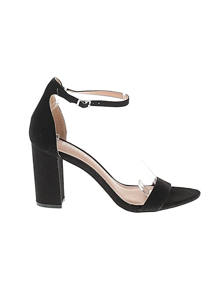Pre-owned Madden Girl Heels In Black