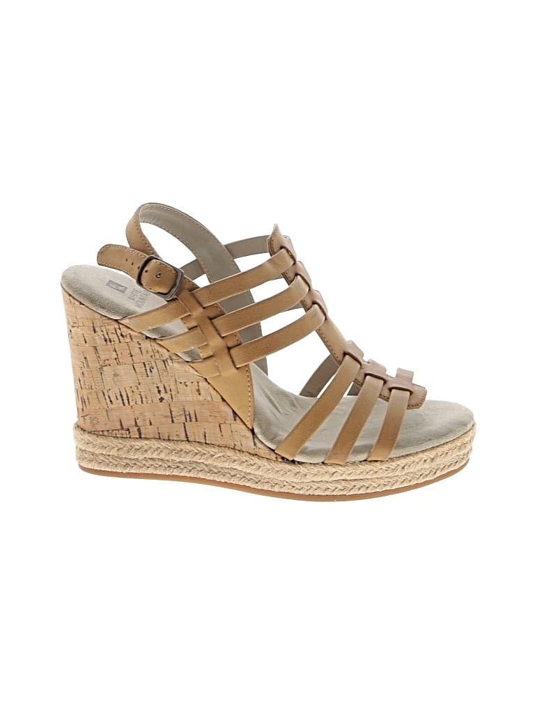 Pre-owned White Mountain Sandals In Brown