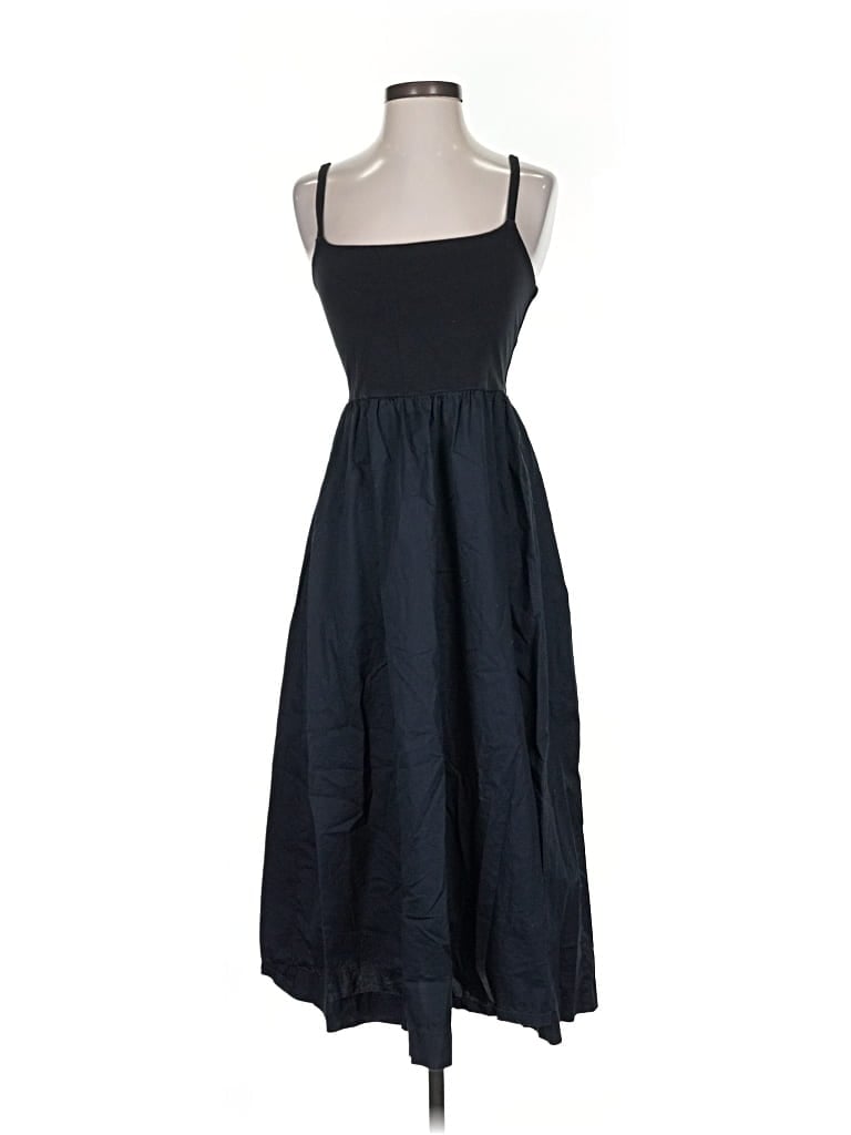Pre-owned Old Navy Casual Dress In Black