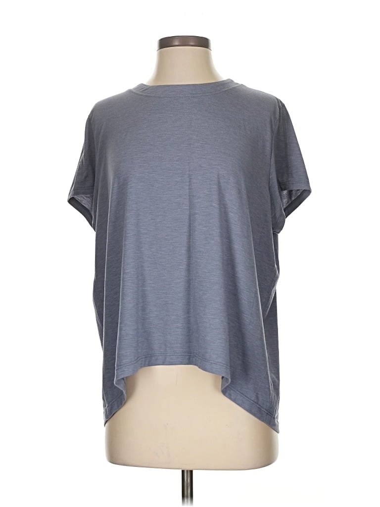 Pre-owned Athleta Short Sleeve T-shirt In Gray
