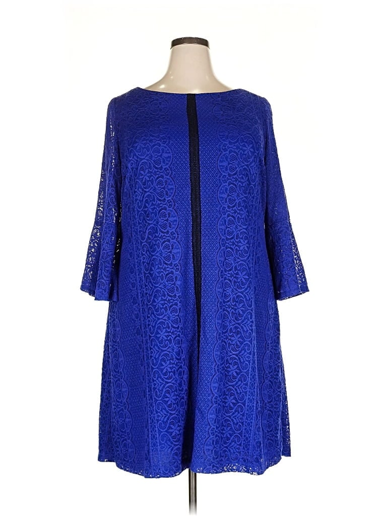 Pre-owned Gabby Skye Casual Dress In Blue